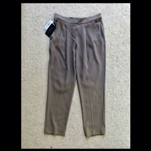 Aritzia T Babaton Cohen Cropped Pant in Taupe / Size 0 / NWT